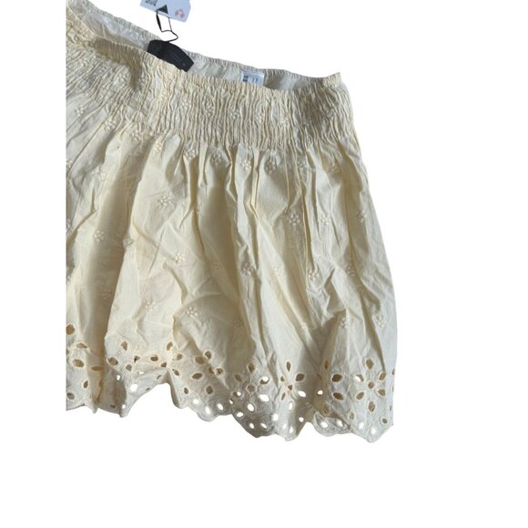 ZARA Butter Yellow Eyelet Scalloped Shorts Size Medium NEW NWT - Picture 5 of 8